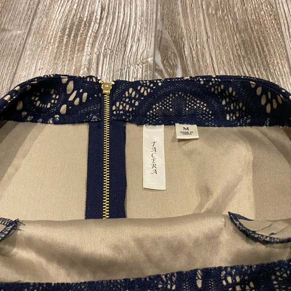 Tacera Lace Mini Skirt (Size M) - Picture 3 of 5